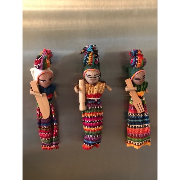 African Women Refrigerator Magnets Set of 3 - Picture 3 of 4